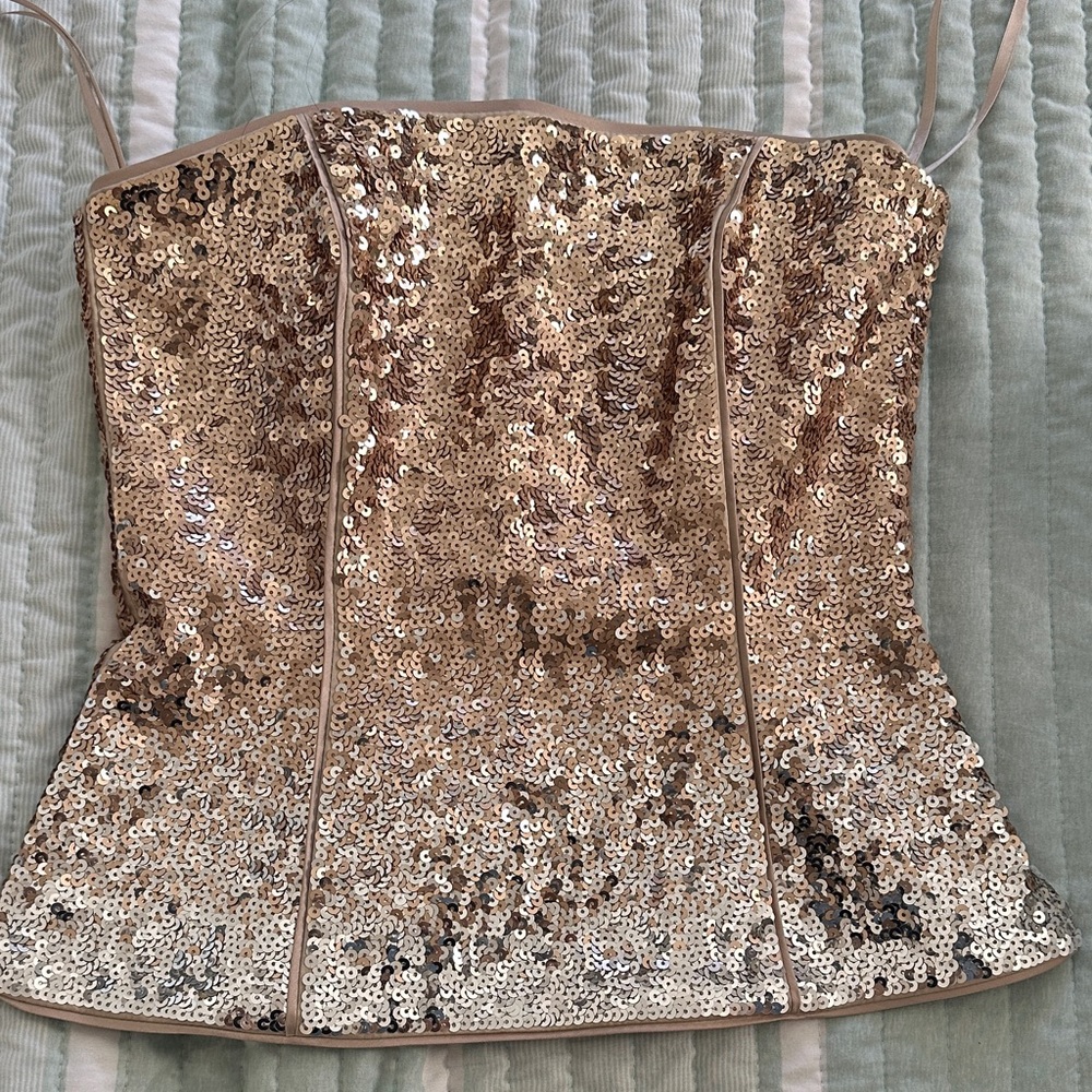 White House Black Market Gold Sequin Camisole - Picture 6 of 7